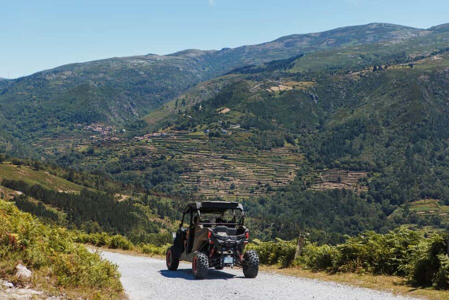 3.5h Buggy Tour • Arcos de Valdevez • Peneda Gerês - The guide makes a real difference