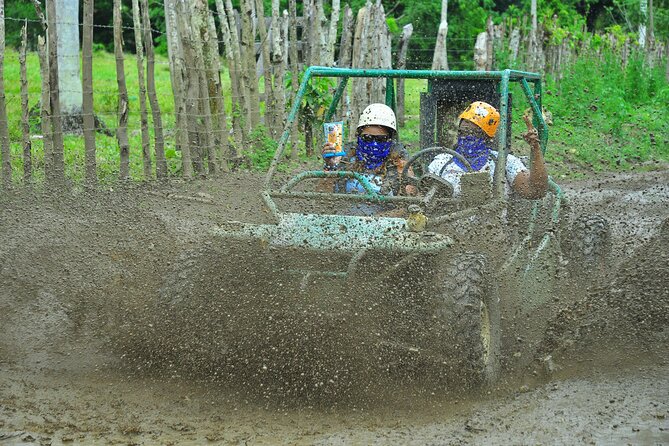 5 tours in 1 (Eco Farm/Horseback/City Tour/Buggy/Zipline) - Ziplining across 16 towers and eight lines