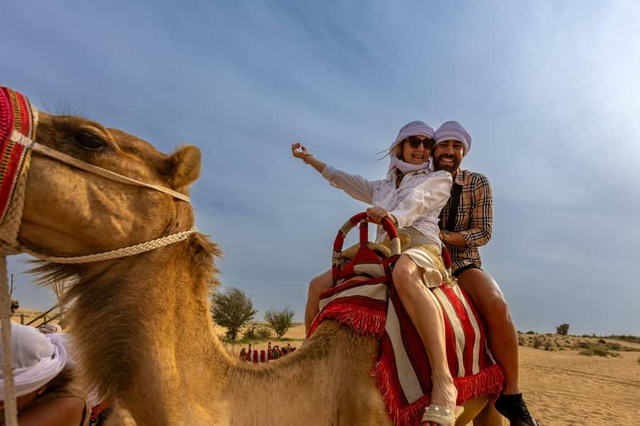 Abu Dhabi: Desert Safari, Quad Bike, Camels & Sandboarding - Key points before you book