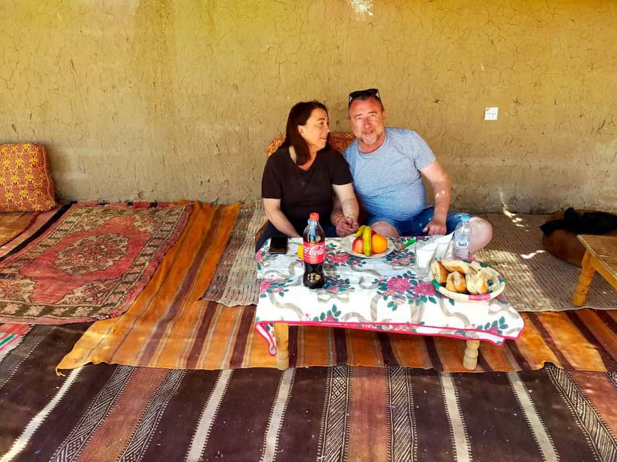 Agafay Desert: Quad Bike Experience with Lunch - Cleaning off before lunch