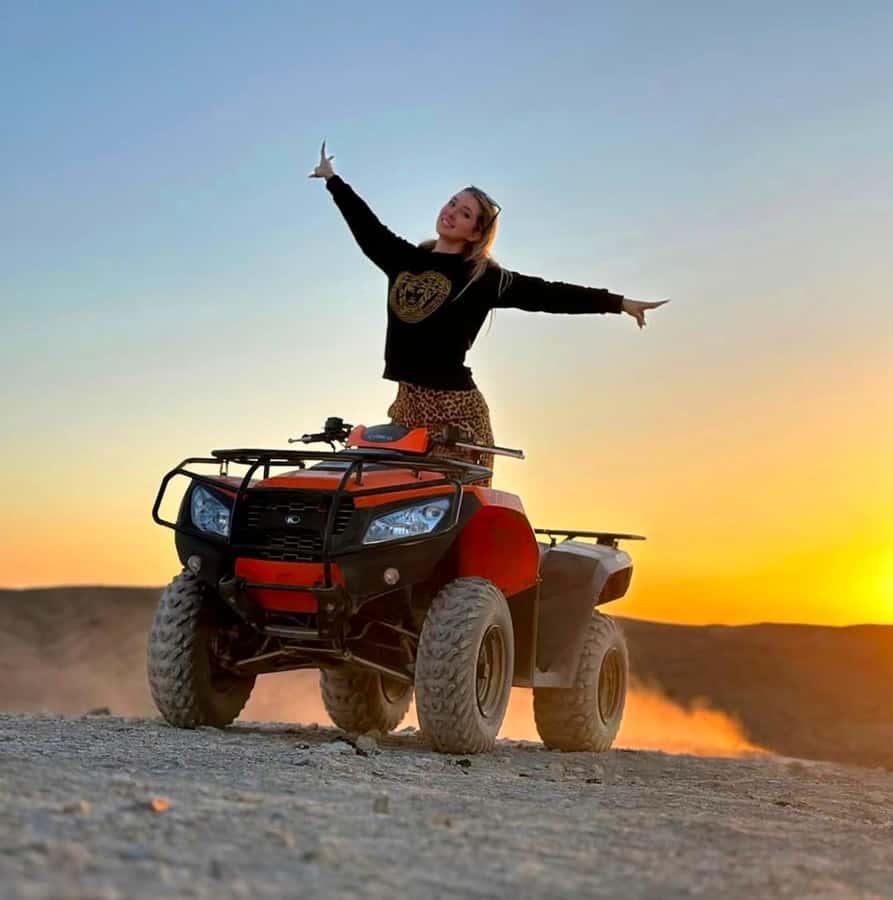 Agafay tour Quade Bike, Sunset and Romantic Dinner Show - Leaving Marrakech for the Agafay Desert