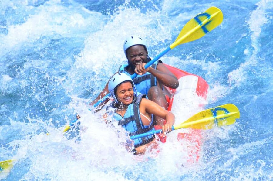 Alanya/Antalya: Buggy, Jeep, Rafting, & Zipline Tour + lunch - Lunch beside the river