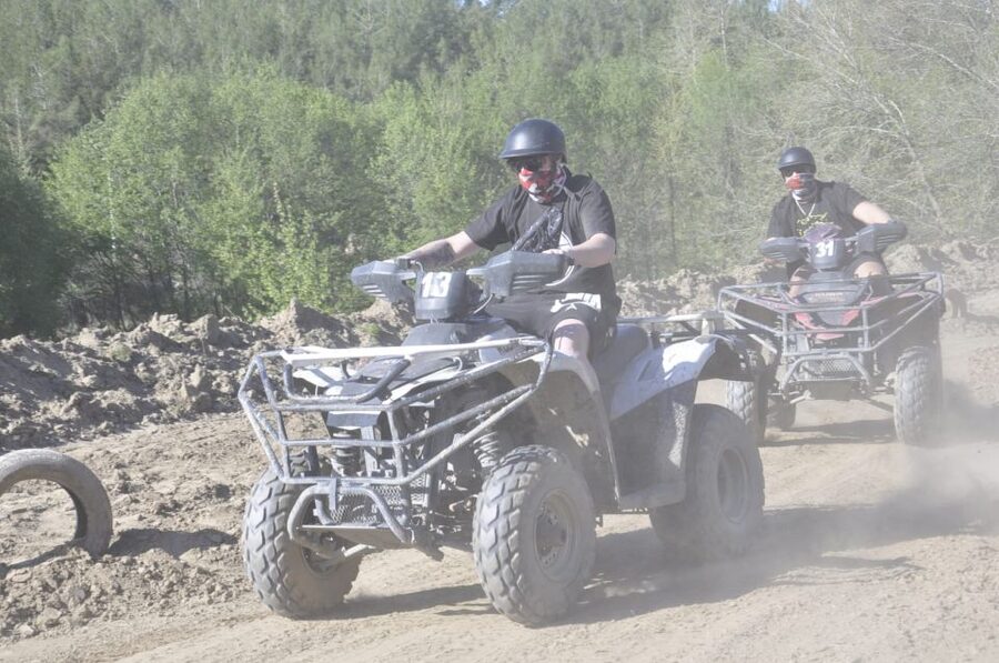 Alanya: Quad Safari Experience with Hotel Transfers - Guides, group pace, and the social side