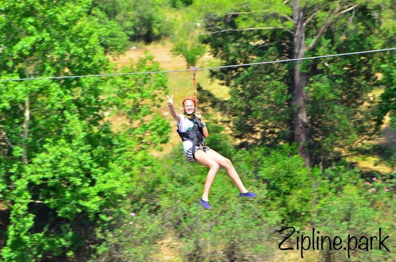 Alanya/Side/Antalya: Canyon Rafting, Buggy & Zipline Tour - Guides, languages, and group atmosphere