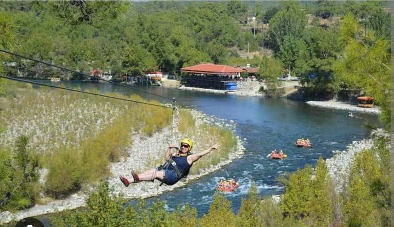 Alanya/Side/Belek: Rafting Mix W/Jeep, Quad, Zipline options - Arriving at the canyon and getting organized