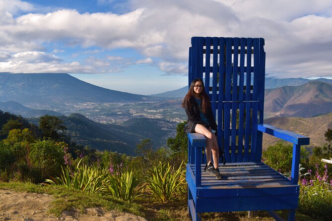 Altamira tour by Mule/buggy for 2 persons - Heading uphill toward Altamira
