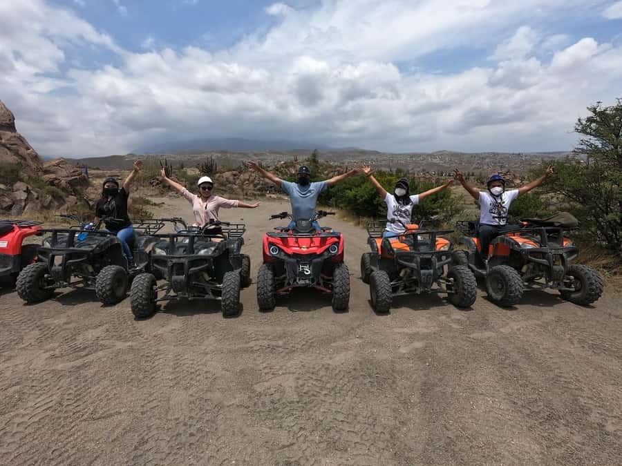 Arequipa: Quad Tour in Chilina Valley spectacular - Reading the rock figures at Las Rocas