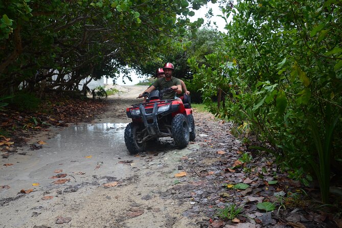 ATV 4×4+Snorkeling+Beach Club+ Lunch+Sabores de Cozumel - Lunch and snorkeling at Coco’s Beach Club