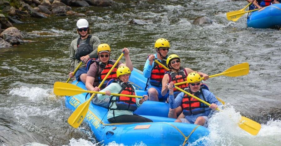 Bali: Ubud Gorilla Face ATV and Ayung Rafting Trip with Meal - Showers, lockers, and the important clothing plan