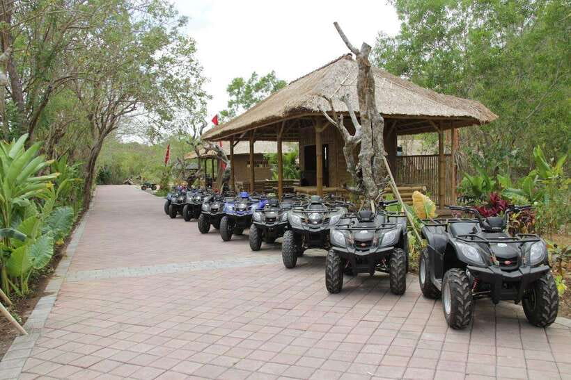 Bali: Uluwatu Mud ATV Quad Bike Adventure - The guide makes the difference