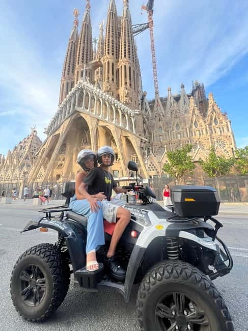 Barcelona: City Sights Electric Quad Tour - Arc de Triomf and Passeig de Colom