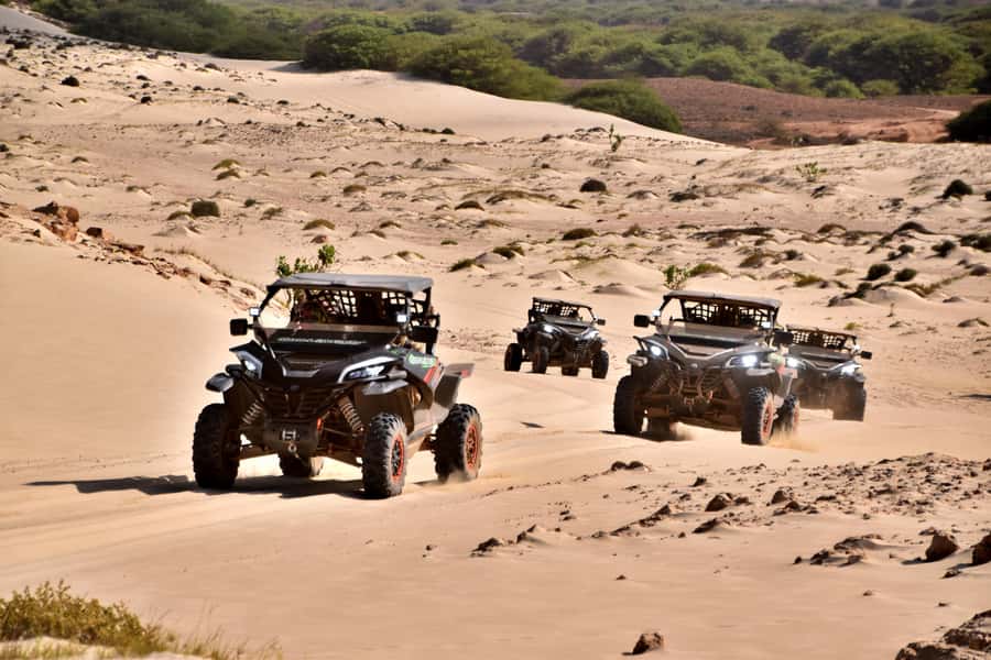 Boa Vista Buggy Tour: Santa Monica & South Desert (4-Hour) - The natural arch at Praia de Verandinha