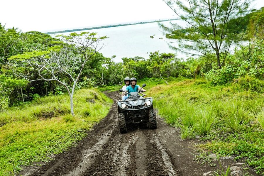 Bora Bora Adventures ATV / QUADS Tours - The next 90 minutes: Fa’anui Valley