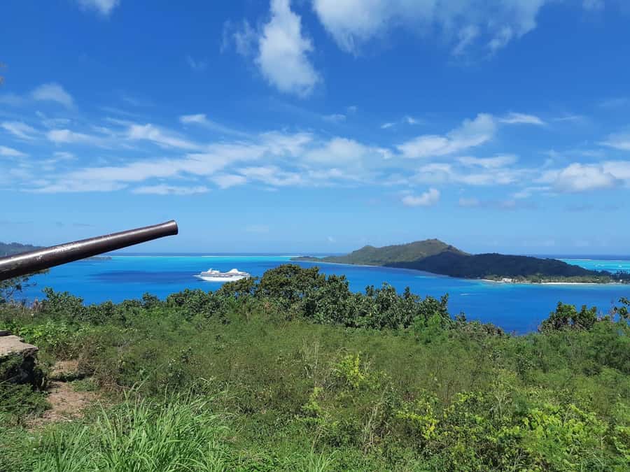 Bora Bora: Island Tour and Mountains Getaway by Quad Bike - Key points at a glance