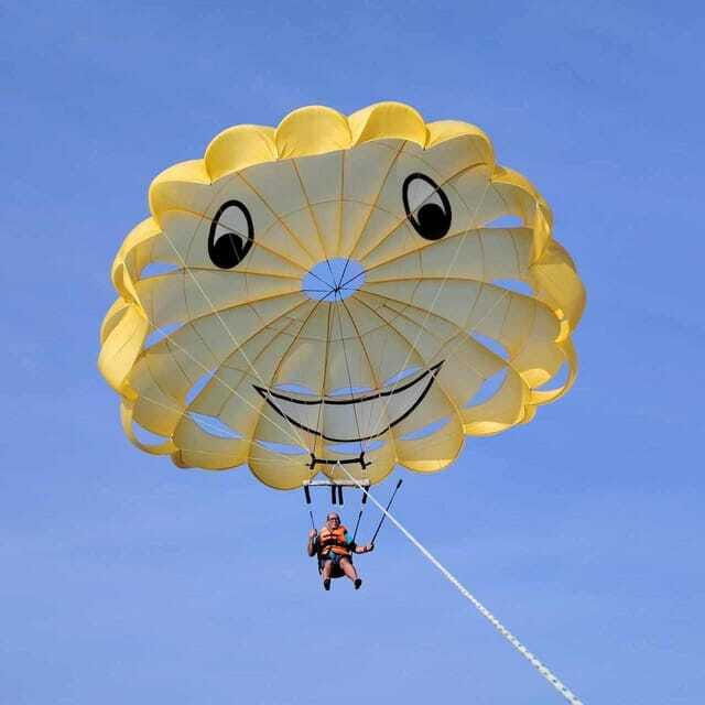 Boracay: Parasailing, Island Hopping, ATV Ride and Kawa Bath - Crossing to Nabaoy River by speedboat and tuk tuk