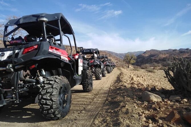 Buggy cfmoto 1000 in Agadir - Safety briefing, helmets, and the CFMOTO 1000