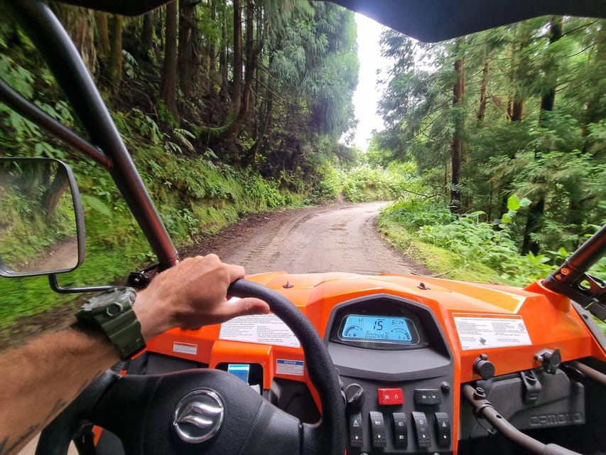 Buggy Tour Sete Cidades (Half Day) - Miradouro das Cumeeiras: a viewpoint with a rougher approach