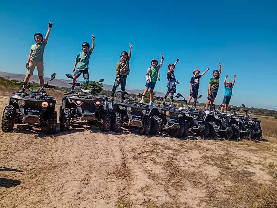 CAPE TOWN: OSTRICH RANCH QUAD BIKE RIDE & OSTRICH TOUR - Quad biking across the Western Cape ground