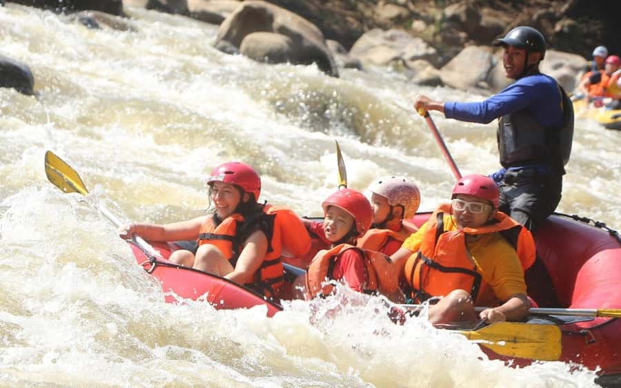 Chiang Mai: ATV Adventure, Jungle Hike & White Water Rafting - A two-hour jungle walk to a waterfall