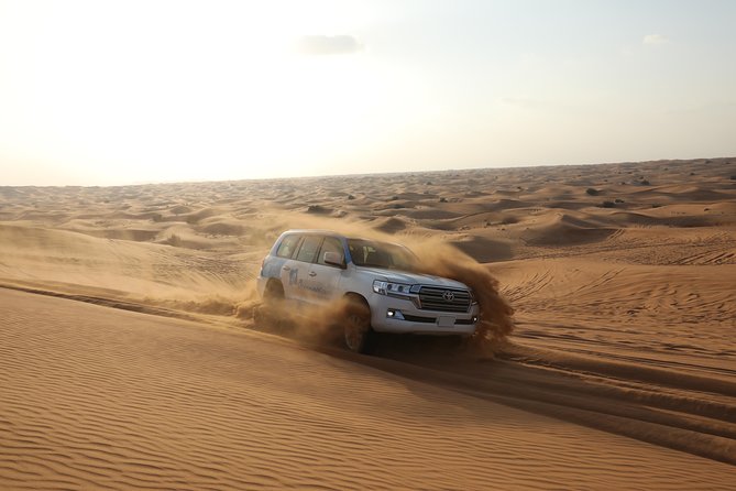 Doha: Safari, Dune bashing, Camel Ride, Sandboarding & Inland Sea - Guides make the difference