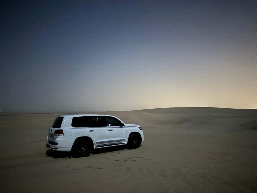 Doha: Stargazing Desert Safari w/ Dune Bashing & Camel Ride - What to wear and pack for the night