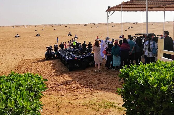 Dubai Desert Safari: Tanoura Show, Dune Bashing and BBQ Dinner - Who will get the most from this safari?