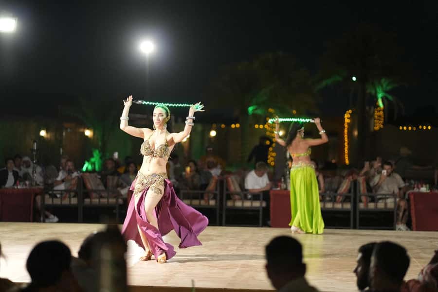 Dubai: Experience 60 Minutes Quad bike & BBQ Dinner - How the guides affect the experience