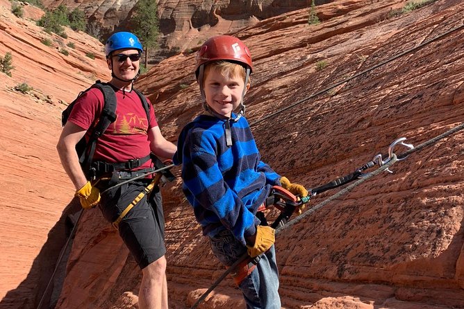 East Zion 4 Hour Slot Canyon Canyoneering UTV Tour - Rappelling six or seven times