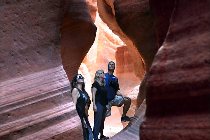 East Zion Crimson Canyon Hike & UTV Adventure - Guides who make the difference