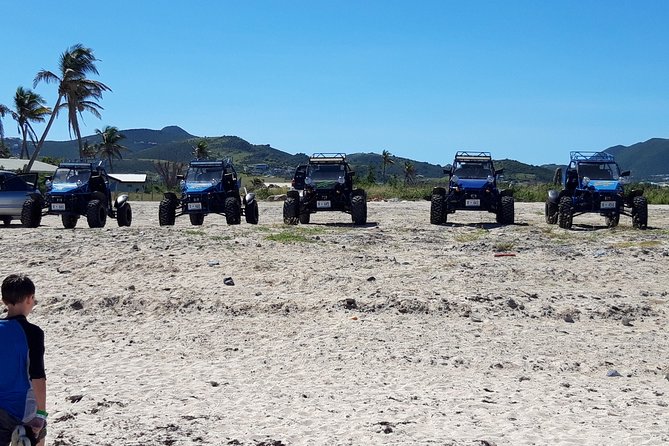 Electric Adventures Buggy Rental - Meeting up and getting ready to drive