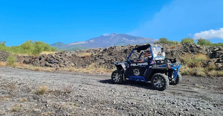 Etna Buggy 4x4 Tour - The road to Rifugio Sapienza brings the big views