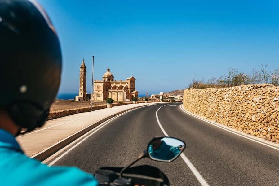 From Malta: Gozo Quad Bike Tour & Comino Boat Tour w/ Lunch - Għasri Valley and the Xwejni Salt Pans