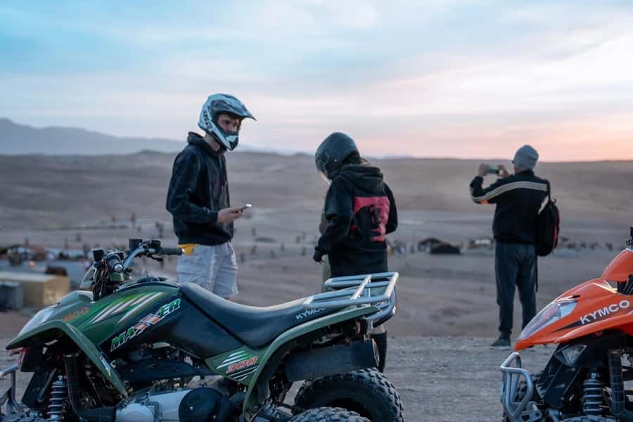 From Marrakech: Agafay Desert Quad Biking with Dinner & Show - Who will enjoy this experience most