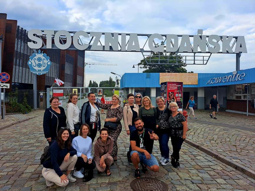 Gdansk: Top Unlimited Beer & Highlights Tour by Golf Buggy - Why the golf buggy works well in Gdansk