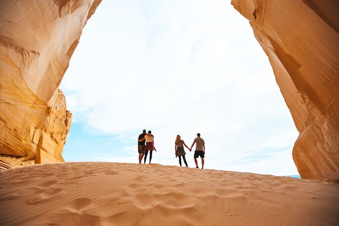Great Chamber/Peekaboo Slot Canyon UTV Tour 4hrs - Meeting at Moqui Cave north of Kanab