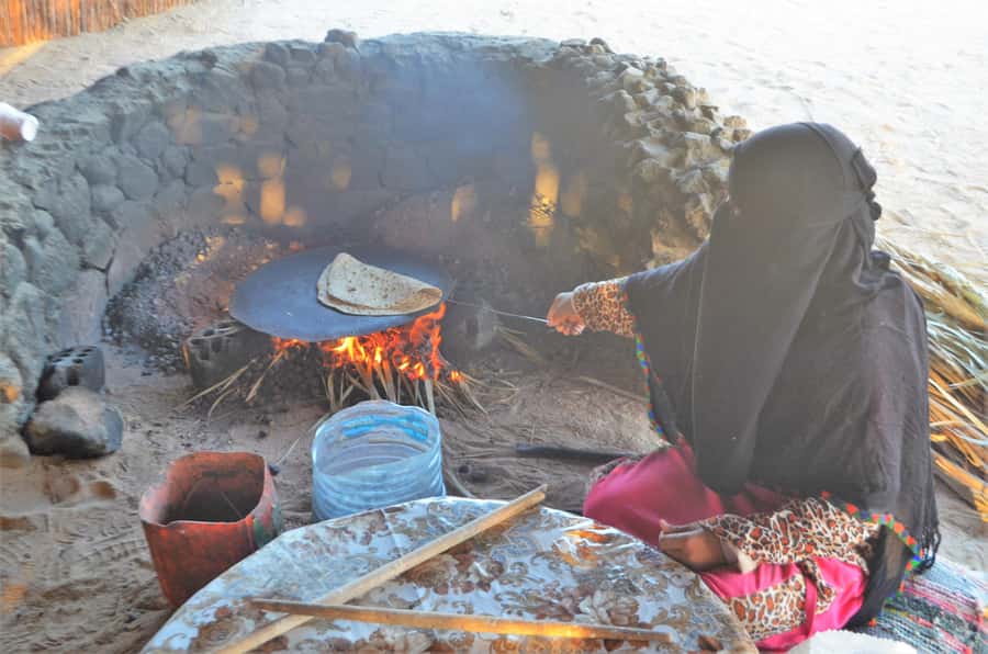 Hurghada: Quad Bike and Camel Ride with Dinner and Show - A useful stop for water and photos