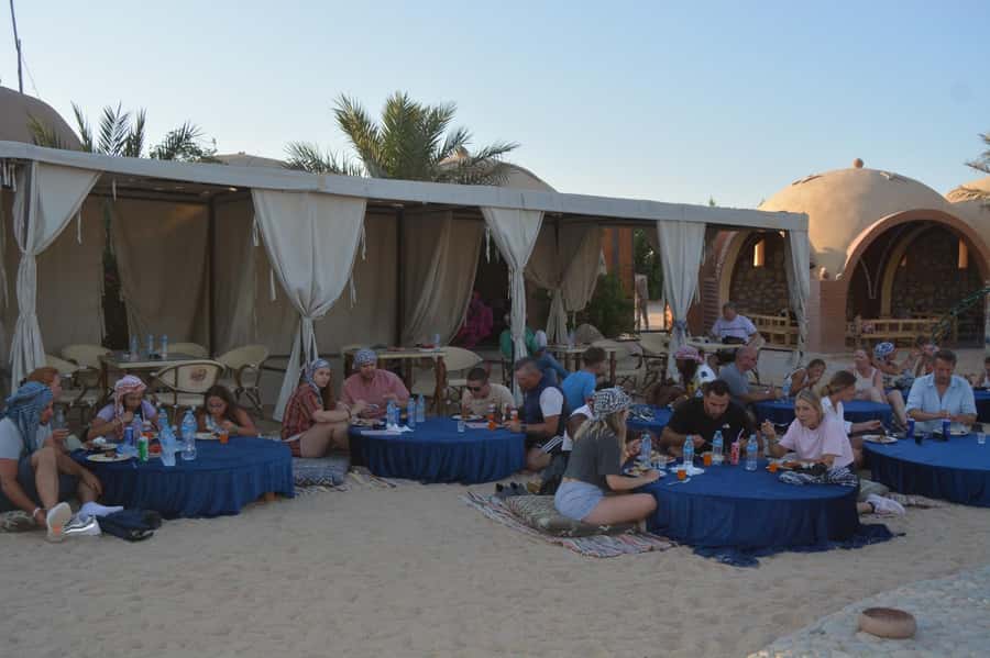 Hurghada: Quad Bike, Buggy, Jeep Safari, Camel Ride & Dinner - The 25-kilometer jeep trip to the village
