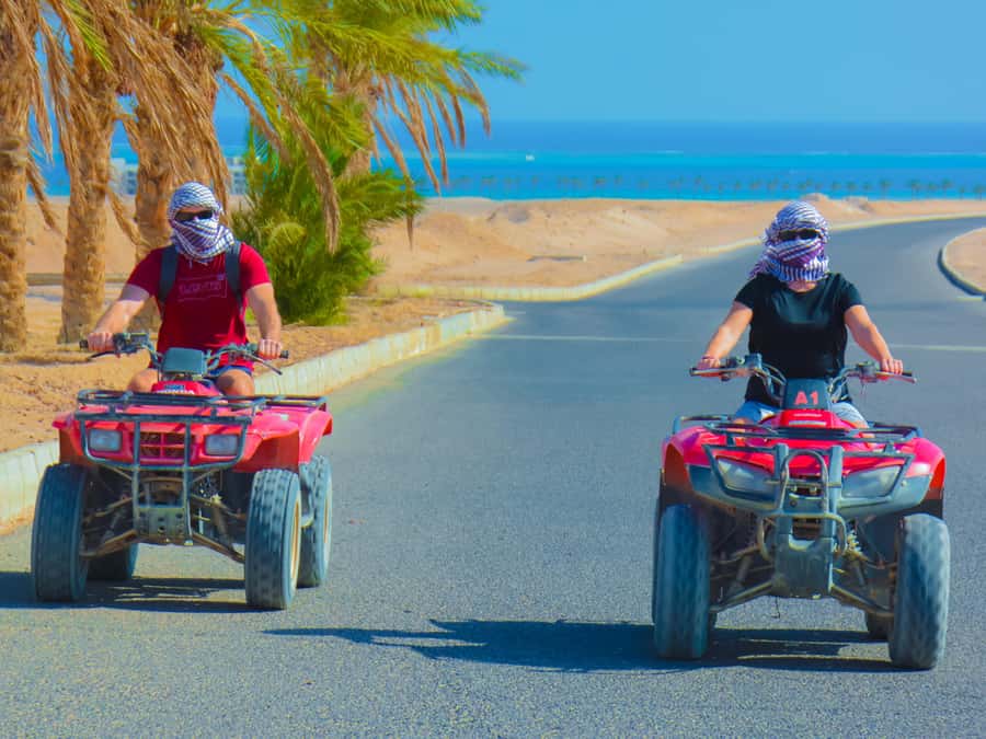 Hurghada: Quad Bike, Camel, Show, Dinner, & Stargazing Trip - Dinner, dancing, and desert stargazing