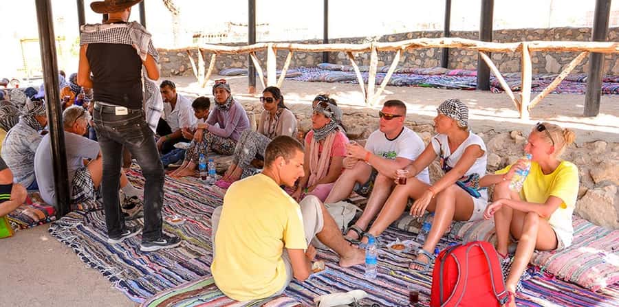 Hurghada: Safari Jeep, Buggy, Camel, Quad, Bedouin Dinner - The 4WD jeep ride across the desert