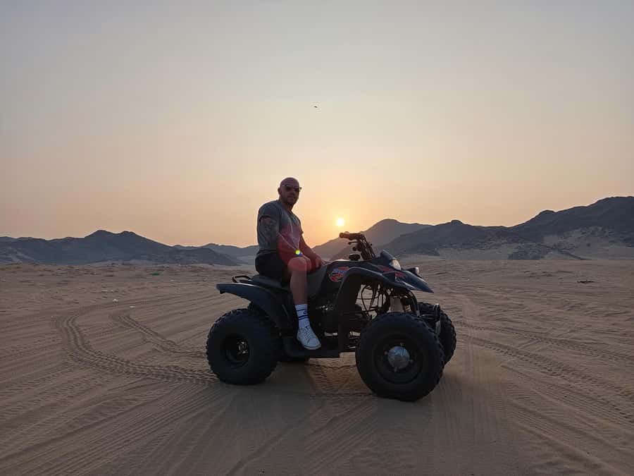 Jeddah Desert Safari: Quad Biking, Camel Farm & Sunset Views - From Jeddah streets to open desert