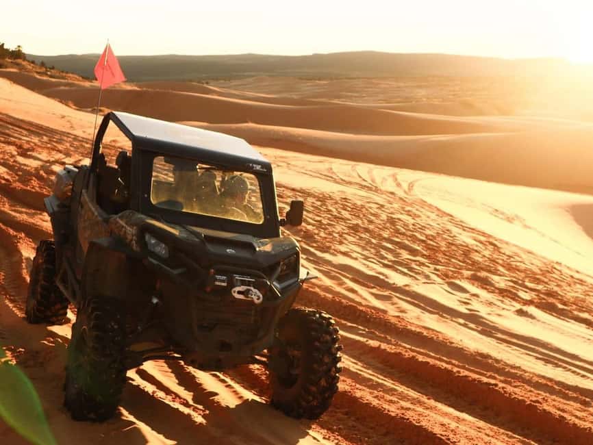 Kanab: Coral Pink Sand Dunes Sunset UTV, S’mores and Stars - Campfire s’mores and the shift to stargazing