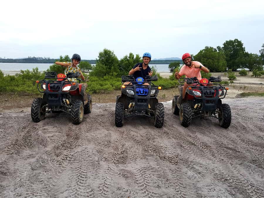 Ko Lanta : ATV Adventure On Koh Lanta Noi - The mangrove kayaking question