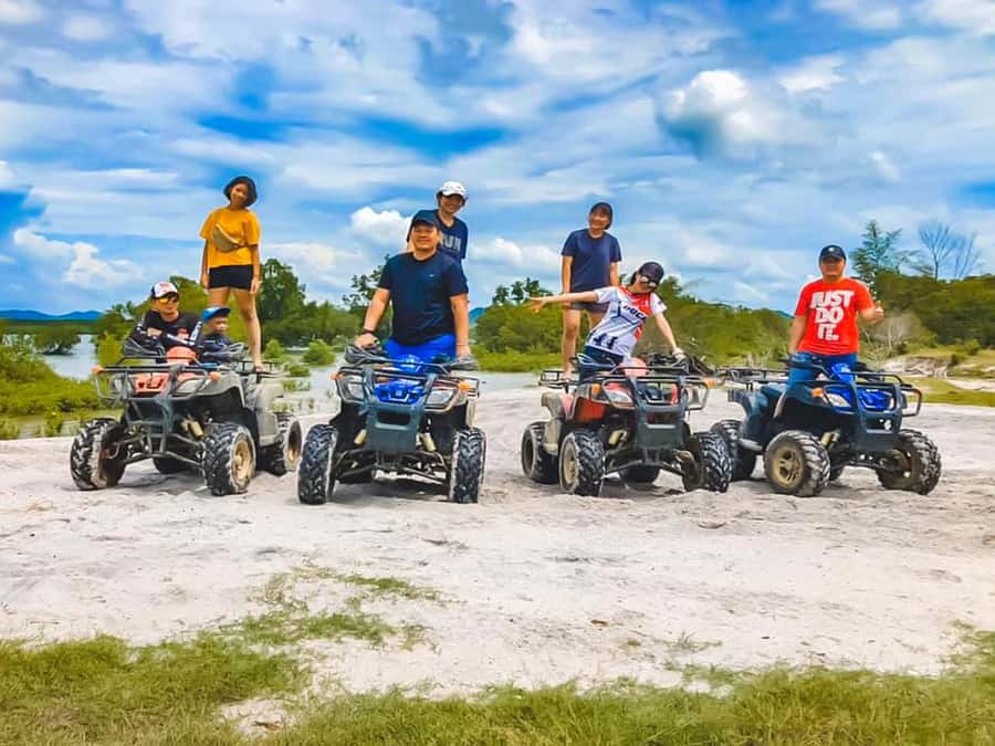 Ko Lanta : ATV Adventure On Koh Lanta Noi - Getting ready: helmet, safety talk, and first ride
