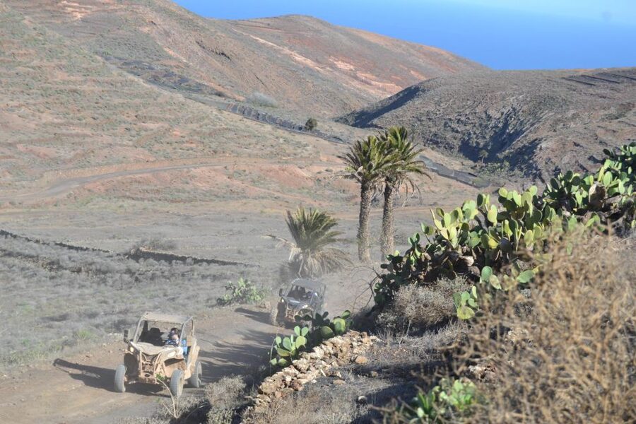Lanzarote: Mix tour Guided Buggy Volcano Tour 4 or 6 seater - How much off road driving should you expect?