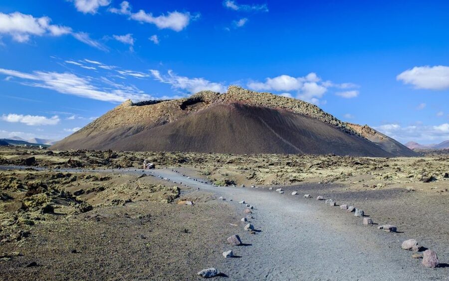 Lanzarote: On-Road Guided Buggy Volcano Tour - Las Grietas, the narrow volcanic formation