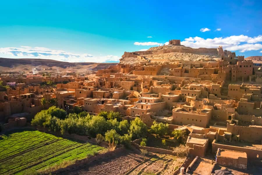 Marrakech: 3-Day Merzouga Desert Tour Camel & Sandboarding - Guides, vehicles, and the human side of the trip