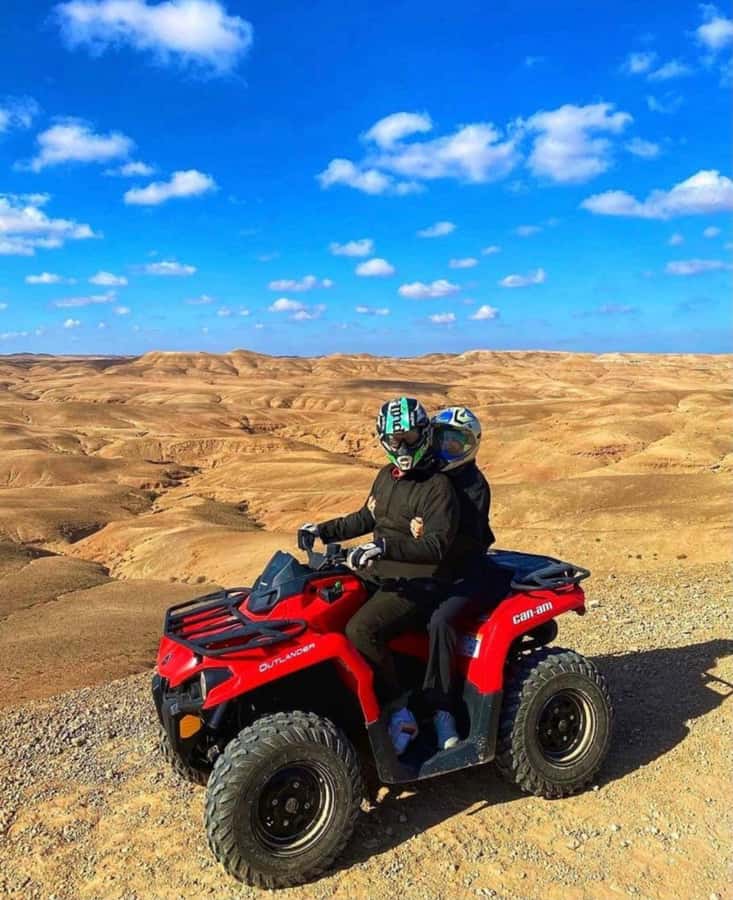 Marrakech: Agafay Desert Quad, Camel Ride & Dinner Show - What to pack for the dusty desert evening