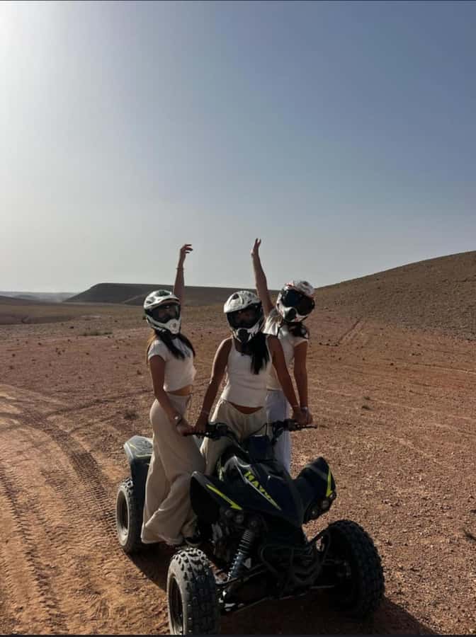 Marrakech: Agafay Desert Tour Quad bike & Dinner fire show - Who will enjoy this evening most?