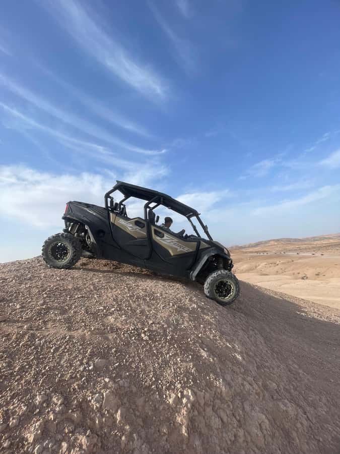 Marrakech: Private Buggy Adventure in Agafay Desert with Tea - Photo stops, sunsets, and the useful work of the guide