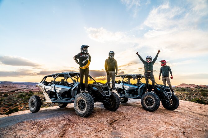 Moab’s #1 Rated Guided U-Drive Hell’s Revenge Off-Road Tour - Scenery, geology, and dinosaur details